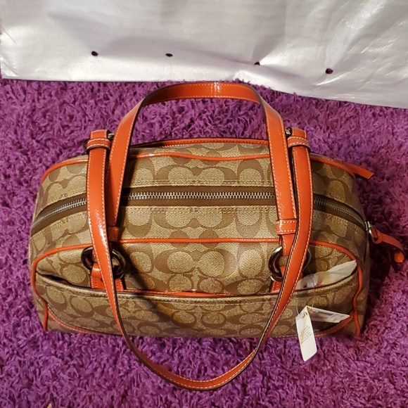 Coach Pey Satchel - Picture 6 of 16